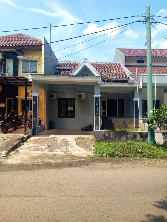 Rumah Disewakan Full Furnished di Meadow Green Lippo Cikarang